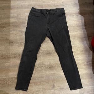 Refuge Stretch Black Skinny Jeans